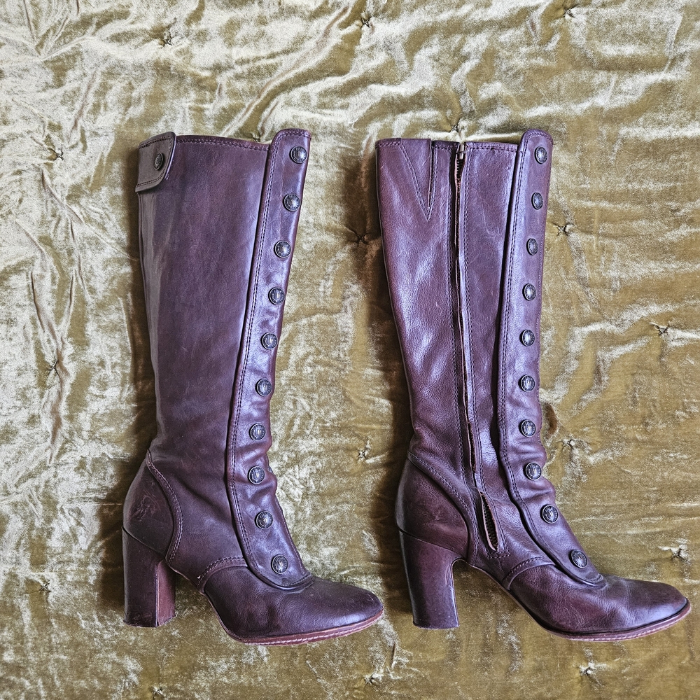 Frye Adrienne Button Boots – Size 8, All Leather, Vintage Style
